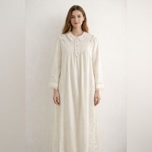 Vintage 60s 70s Cream Cotton Barbizon Long‎ Nightgown Sz. M